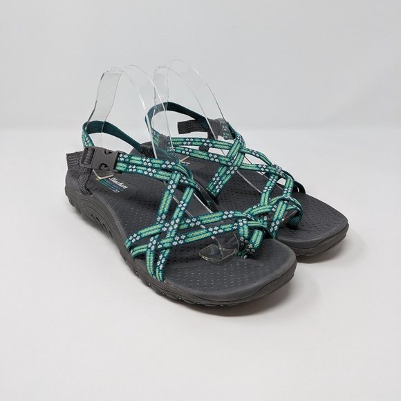 sketchers hiking sandals